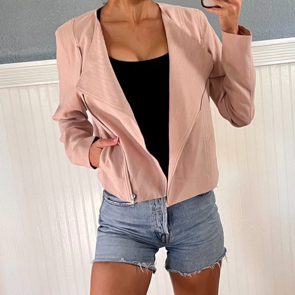 BCBGMaxAzria Jackets & Blazers - BCBG MAXAZRIA Pink Moto Trapunto Jacket Small